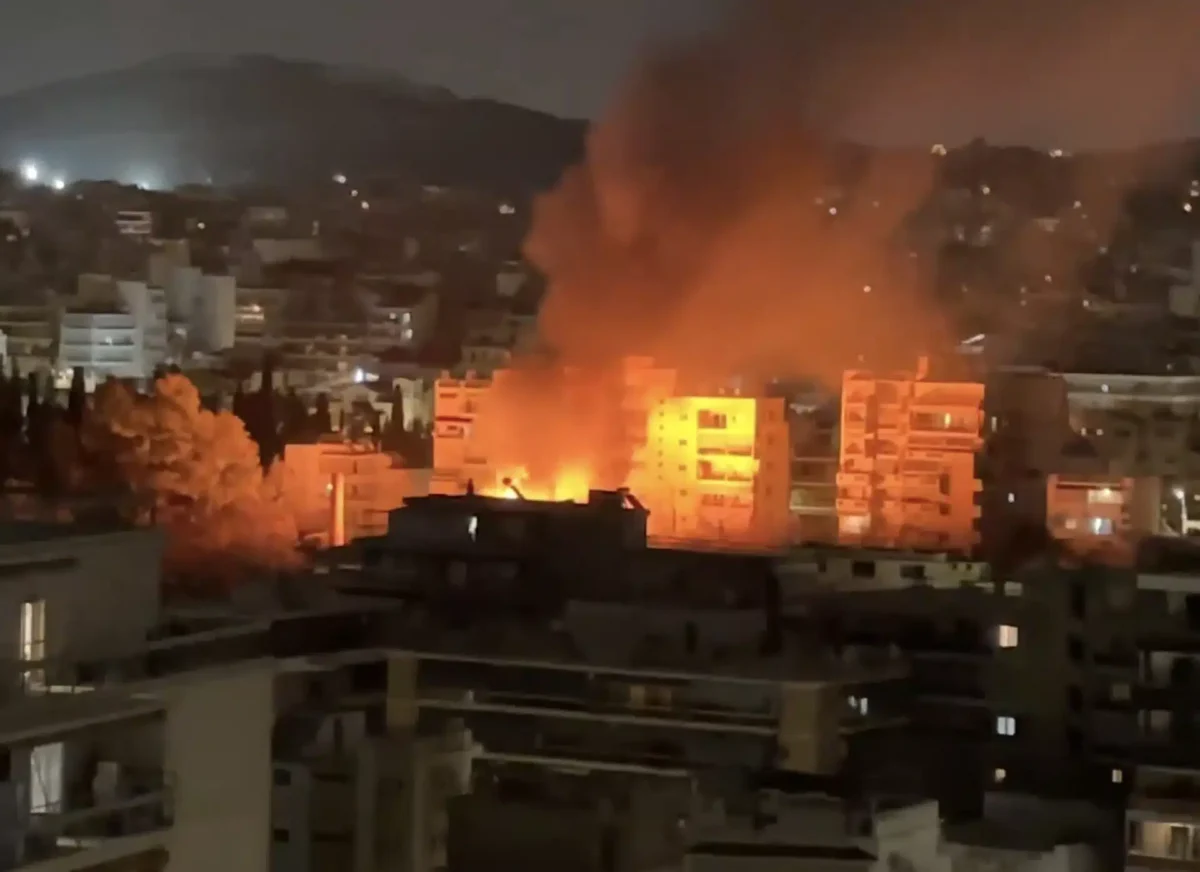 ΕΚΤΑΚΤO ΜΕΓΑΛΗ ΦΩΤΙΑ ΤΩΡΑ ΣΤΗΝ ΑΘΗΝΑ